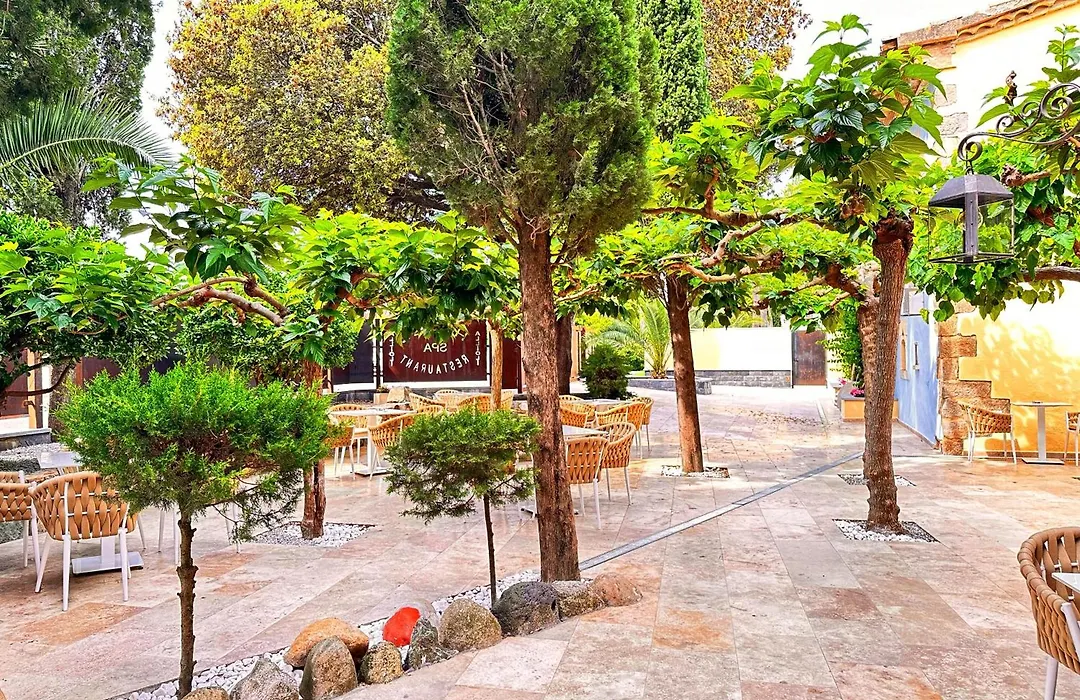 Boutique Hotel Comtal Empuries-1