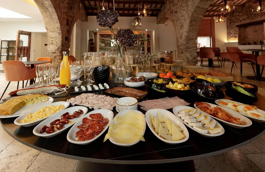 Boutique Hotel Comtal Empuries-1